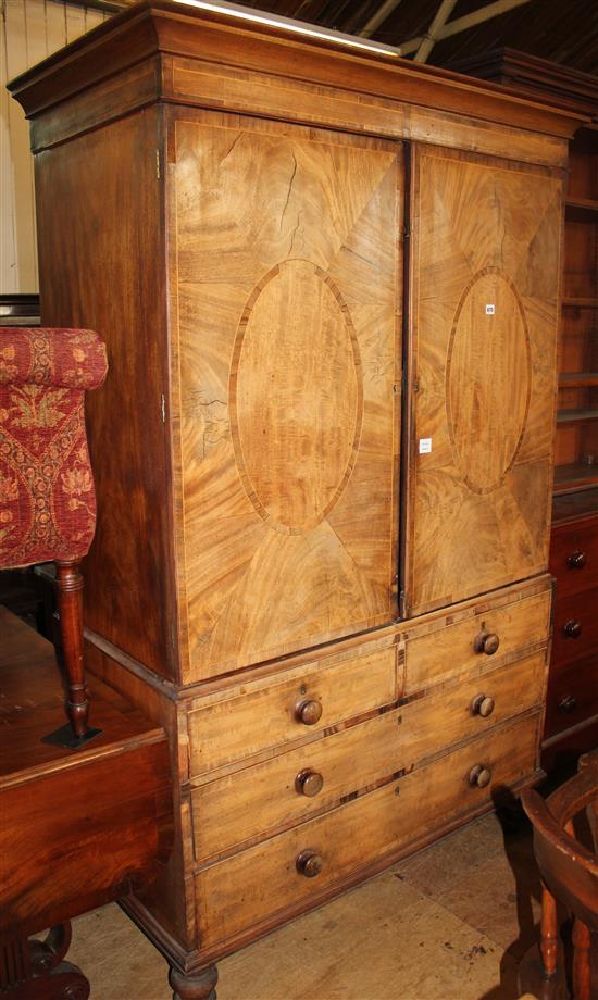 William V mahogany and crossbanded linen press